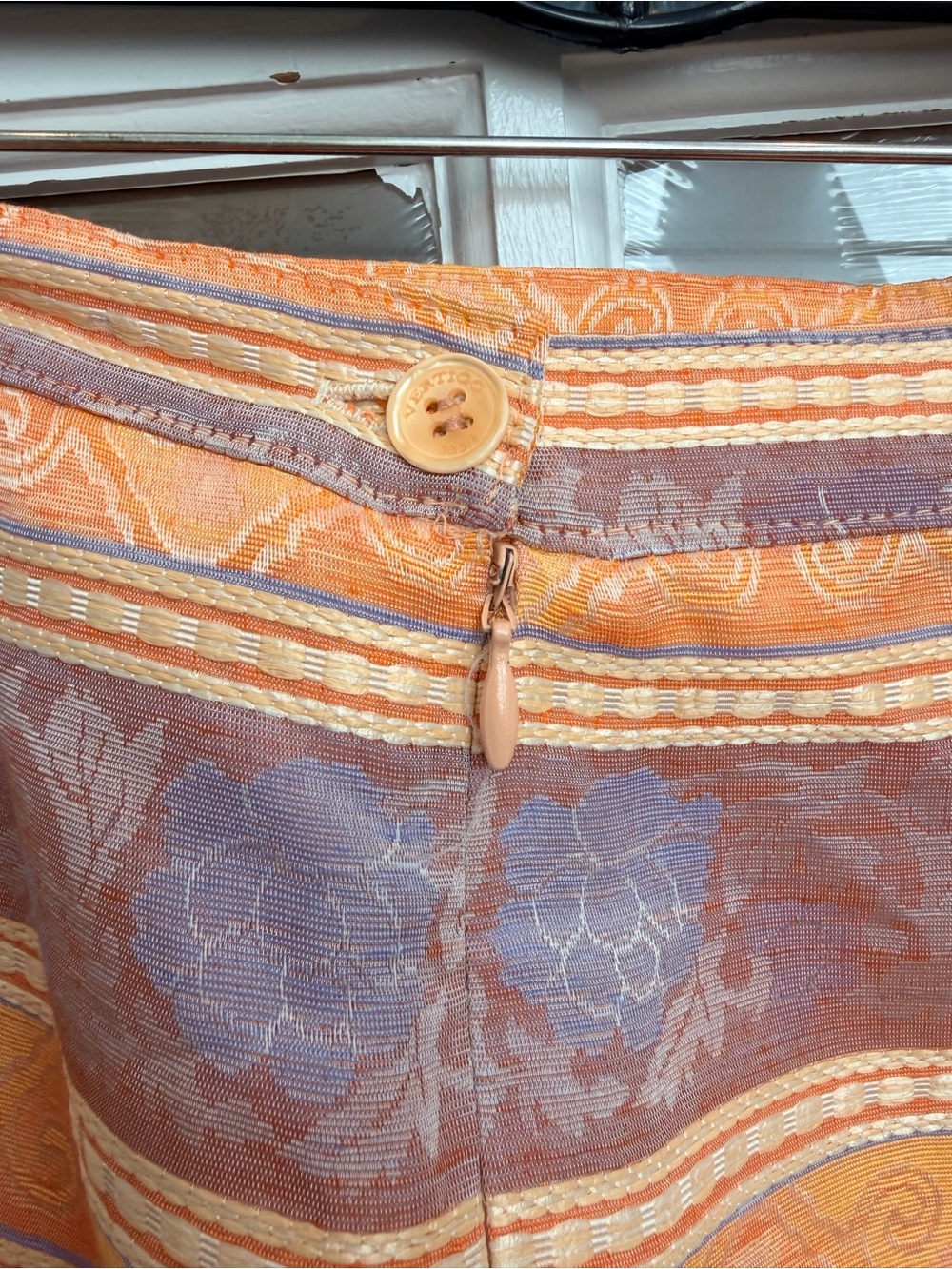 Vintage Vertigo Paris Y2K Peach Lavender Striped Metallic Pencil Skirt Size 8 US - Picture 4 of 10